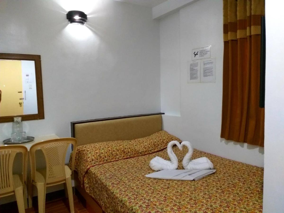 Sola Eleganza Apartelle Quezon City Εξωτερικό φωτογραφία